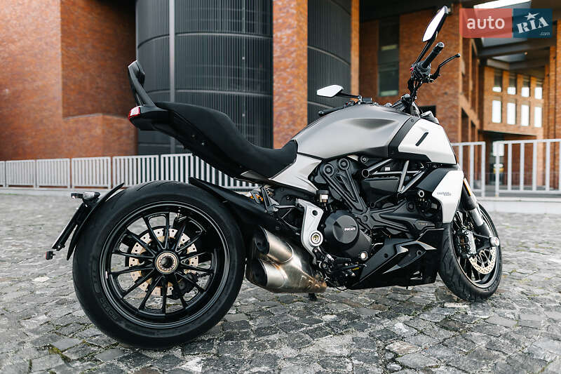 Мотоцикл Круизер Ducati Diavel 2020 в Днепре