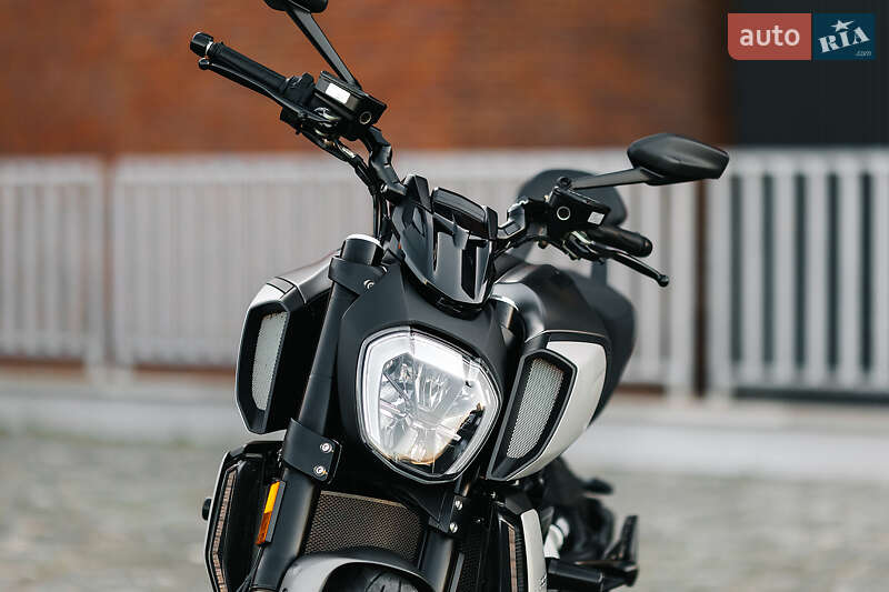 Мотоцикл Круизер Ducati Diavel 2020 в Днепре