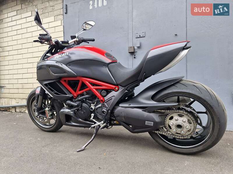 Мотоцикл Без обтікачів (Naked bike) Ducati Diavel 2012 в Києві фото 13 Мотоцикл Без обтікачів (Naked bike) Ducati Diavel 2012 в Києві