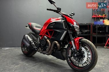 Мотоцикл Круизер Ducati Diavel 2011 в Киеве