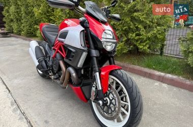 Мотоцикл Круізер Ducati Diavel 2014 в Львові