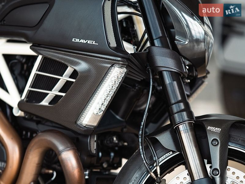 Мотоцикл Круизер Ducati Diavel 2013 в Киеве