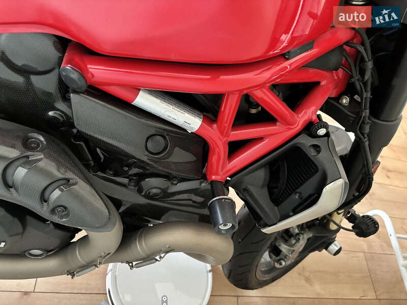 Мотоцикл Без обтекателей (Naked bike) Ducati Monster 1200 2016 в Киеве