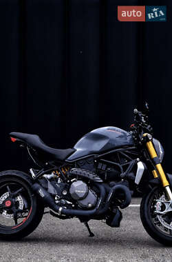 Мотоцикл Без обтікачів (Naked bike) Ducati Monster 1200 2017 в 