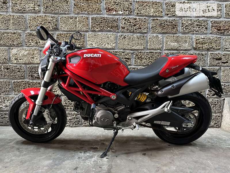 Ducati Monster 696 2014