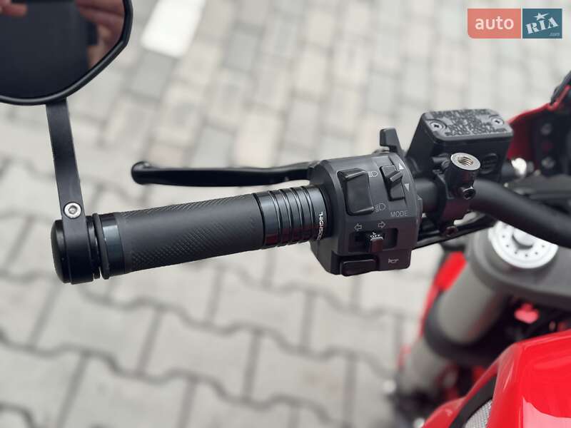 Мотоцикл Без обтекателей (Naked bike) Ducati Monster 696 2009 в Ровно фото 22 Мотоцикл Без обтекателей (Naked bike) Ducati Monster 696 2009 в Ровно
