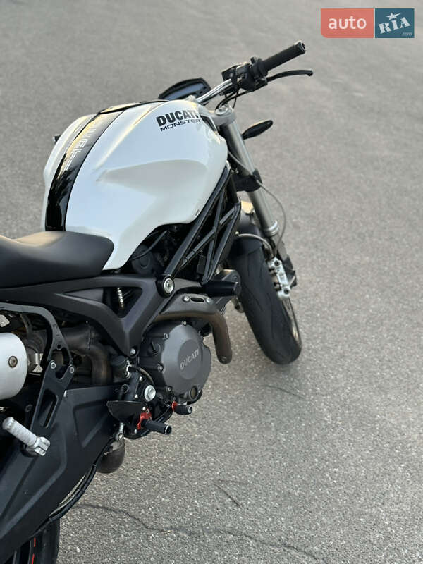 Мотоцикл Без обтекателей (Naked bike) Ducati Monster 696 2008 в Киеве