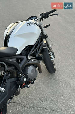 Мотоцикл Без обтекателей (Naked bike) Ducati Monster 696 2008 в 
