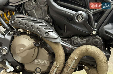 Мотоцикл Без обтекателей (Naked bike) Ducati Monster 821 2016 в 