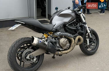 Мотоцикл Без обтекателей (Naked bike) Ducati Monster 821 2016 в 