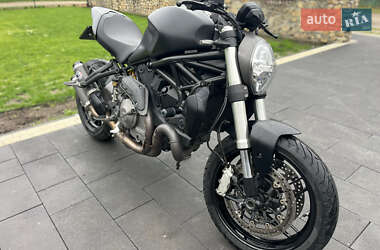 Мотоцикл Без обтекателей (Naked bike) Ducati Monster 821 2018 в 