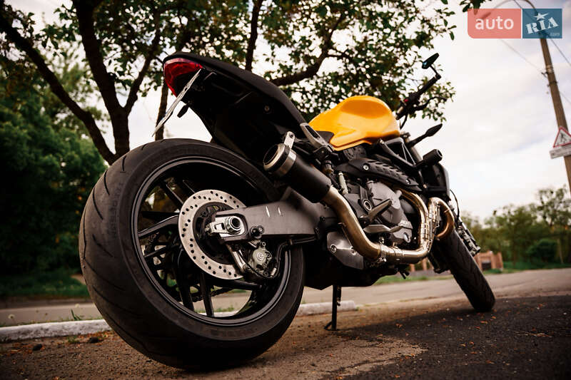 Мотоцикл Без обтекателей (Naked bike) Ducati Monster 821 2018 в Киеве фото 15 Мотоцикл Без обтекателей (Naked bike) Ducati Monster 821 2018 в Киеве
