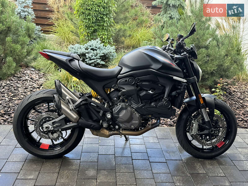 Мотоцикл Без обтекателей (Naked bike) Ducati Monster 937 2021 в 