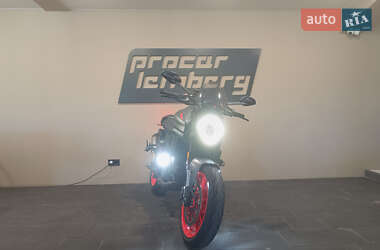 Мотоцикл Без обтекателей (Naked bike) Ducati Monster Plus 937 2022 в 