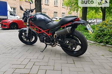 Мотоцикл Без обтікачів (Naked bike) Ducati Monster 2002 в 