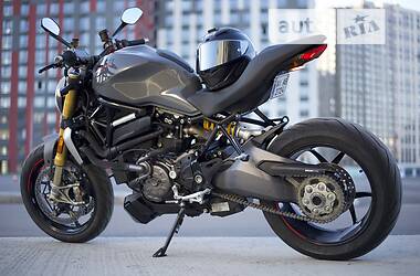 Мотоцикл Без обтекателей (Naked bike) Ducati Monster 2017 в 