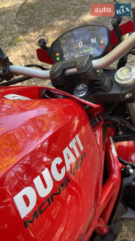 Мотоцикл Без обтекателей (Naked bike) Ducati Monster 2020 в Киеве