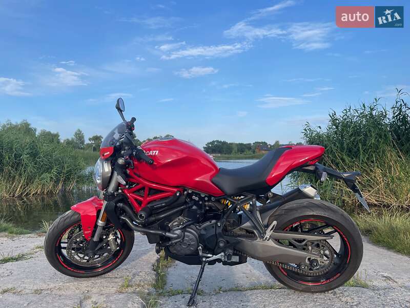 Ducati Monster 2020