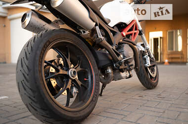 Мотоцикл Без обтекателей (Naked bike) Ducati Monster 2012 в Киеве