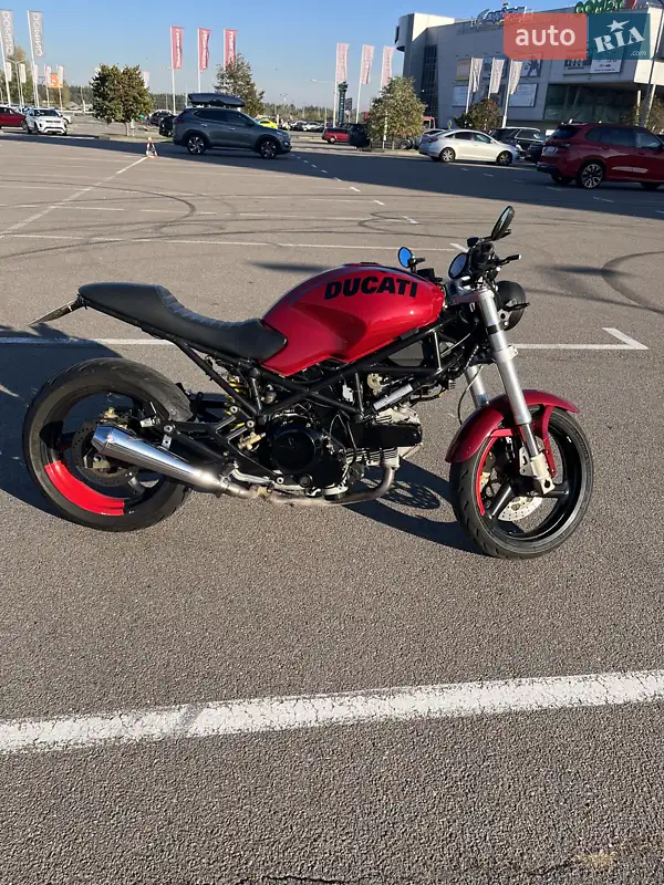 Ducati Monster 2002