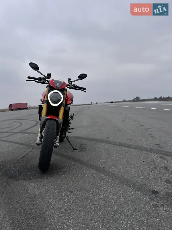 Ducati Monster 2023