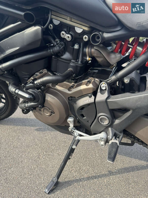 Мотоцикл Классик Ducati Monster 2016 в Киеве