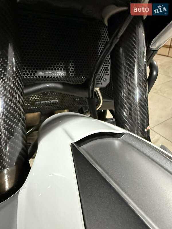 Мотоцикл Позашляховий (Enduro) Ducati Multistrada V4S 2022 в Кривому Розі фото 19 Мотоцикл Позашляховий (Enduro) Ducati Multistrada V4S 2022 в Кривому Розі