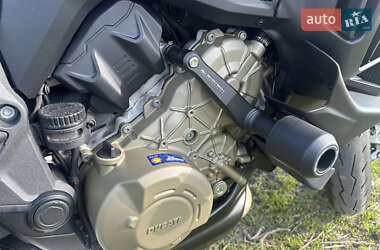 Мотоцикл Спорт-туризм Ducati Multistrada 2024 в 