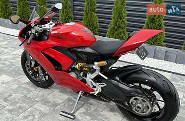Спортбайк Ducati Panigale V2 2024 в 