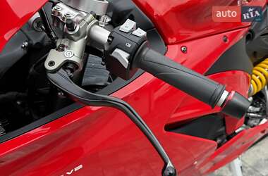 Спортбайк Ducati Panigale V2 2024 в 