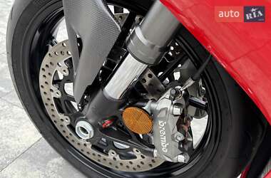 Спортбайк Ducati Panigale V2 2024 в 