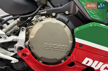Спортбайк Ducati Panigale V2 2024 в 