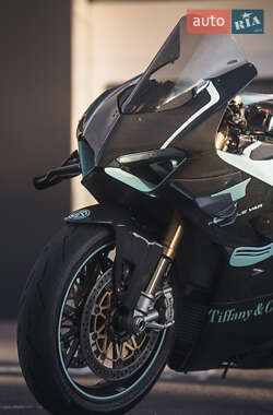 Спортбайк Ducati Panigale V4 2020 в 