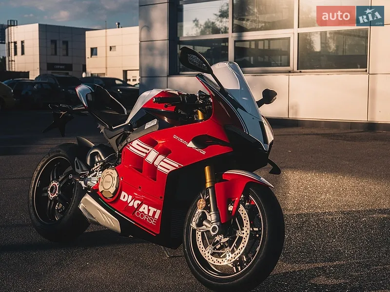 Ducati Panigale V4 2024