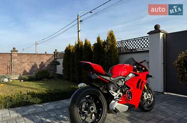Спортбайк Ducati Panigale V4S 2020 в 