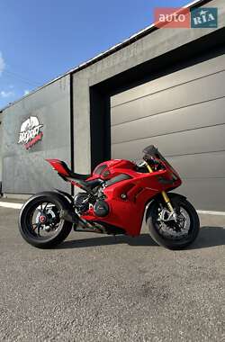 Спортбайк Ducati Panigale V4S 2020 в 