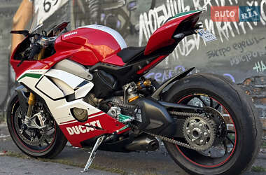 Спортбайк Ducati Panigale V4Speciale 2018 в 