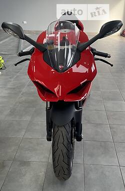 Спортбайк Ducati Panigale 2021 в Перечині