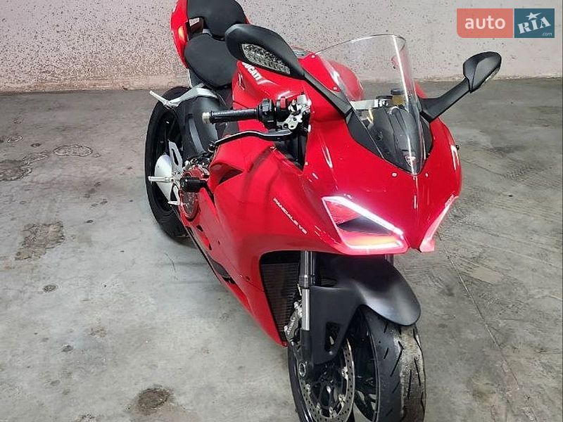 Спортбайк Ducati Panigale 2020 в Киеве фото 4 Спортбайк Ducati Panigale 2020 в Киеве