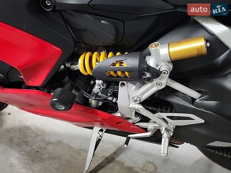 Спортбайк Ducati Panigale 2020 в Киеве фото 16 Спортбайк Ducati Panigale 2020 в Киеве