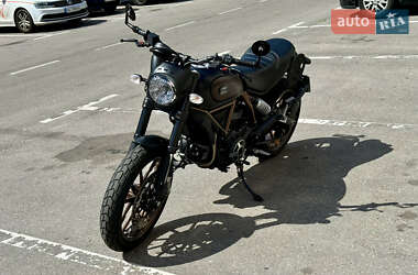 Скремблер Ducati Scrambler 2016 в 
