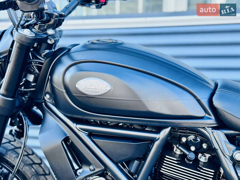 Мотоцикл Без обтекателей (Naked bike) Ducati Scrambler 2020 в Киеве
