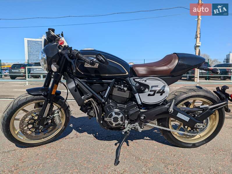 Кафе рейсер Ducati Scrambler 2018 в 
