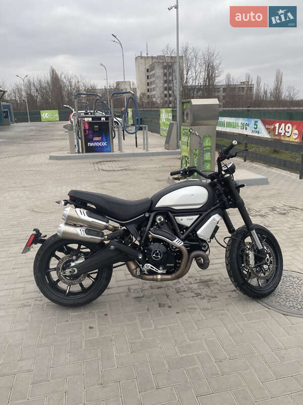 Ducati Scrambler 2022