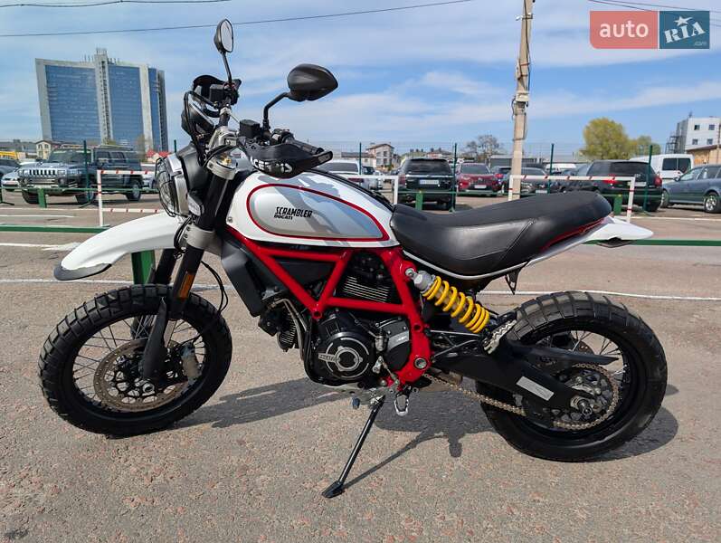 Мотоцикл Багатоцільовий (All-round) Ducati Scrambler 2019 в 