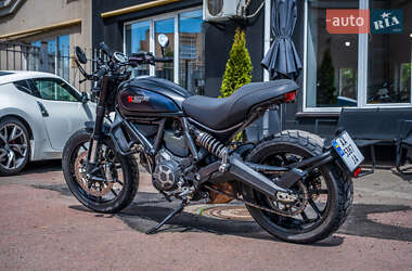 Скремблер Ducati Scrambler 2016 в 