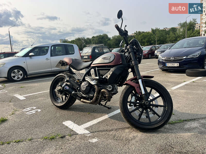 Кафе рейсер Ducati Scrambler 2018 в Киеве
