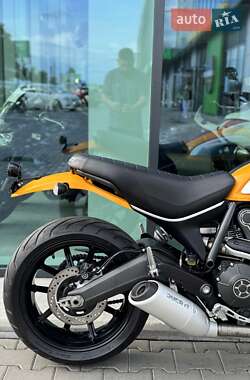 Скремблер Ducati Scrambler 2016 в 