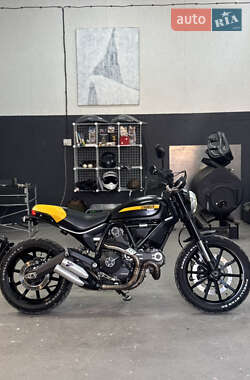Скремблер Ducati Scrambler 2015 в 