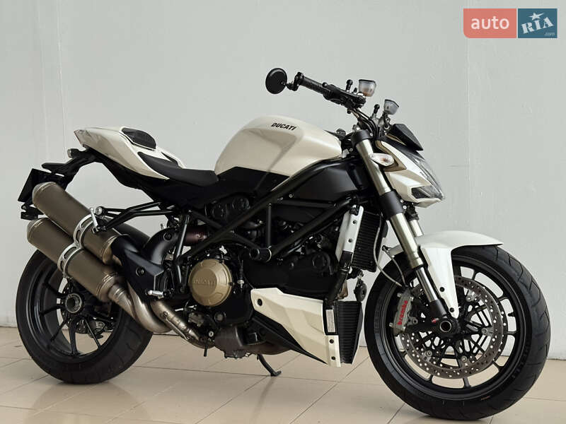 Ducati Streetfighter 2011